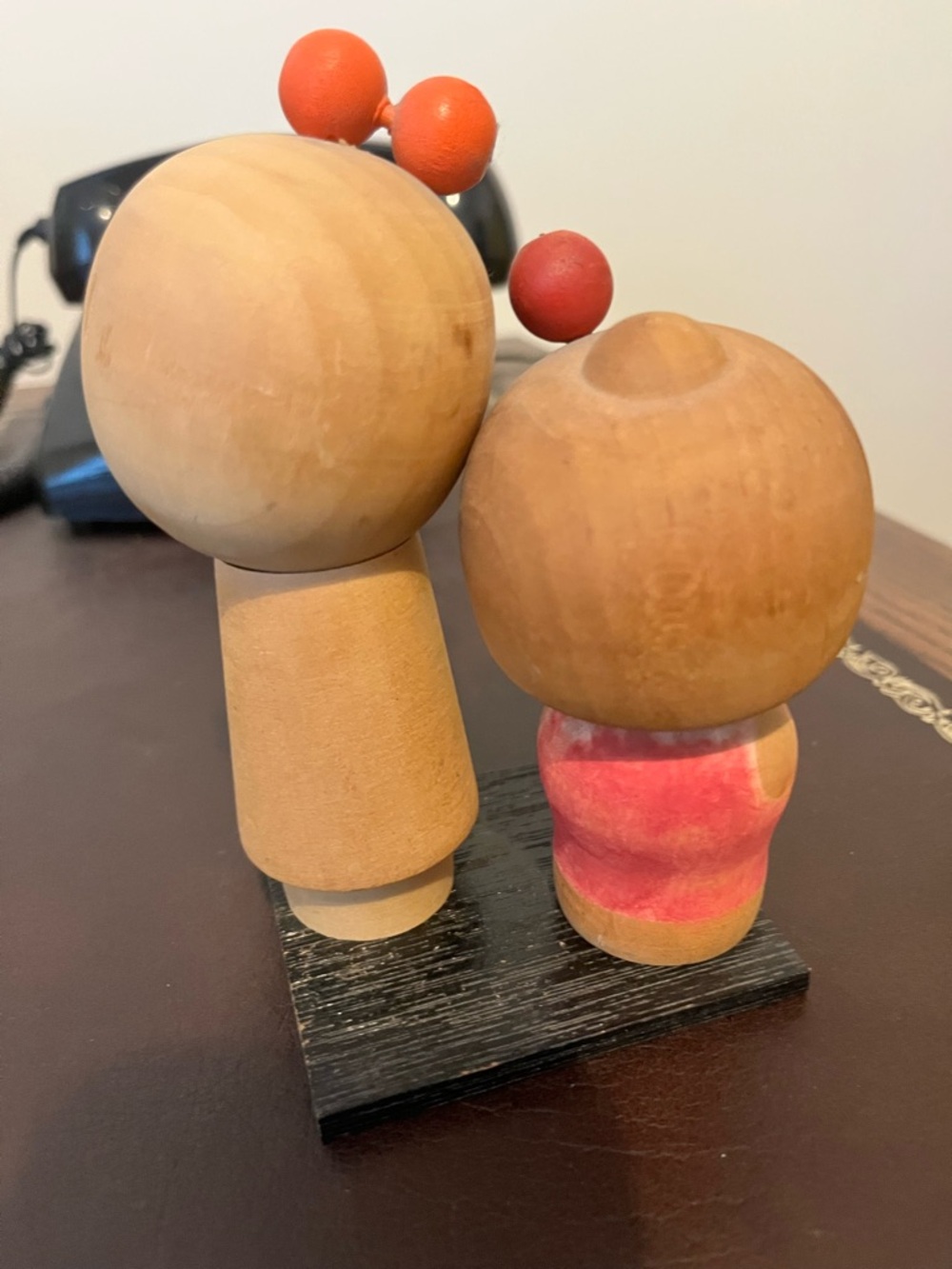 VTG Hand-Painted Wooden Kokeshi Dolls - Picture 2 of 3